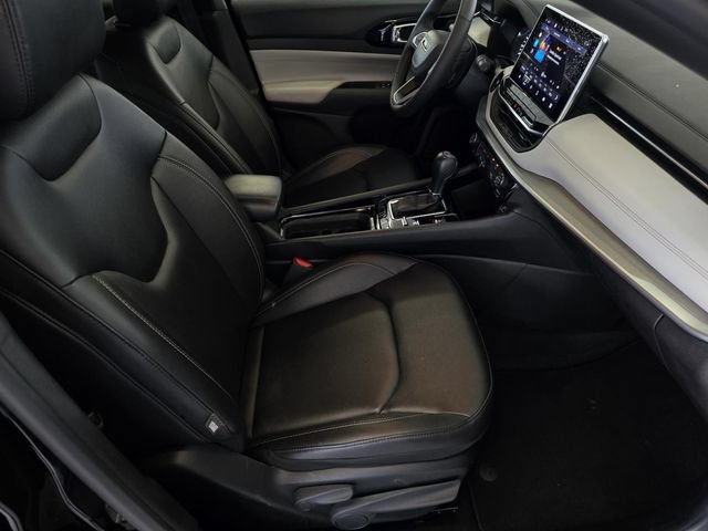 Used 2025 Jeep Compass Limited AWD/4WD image 30