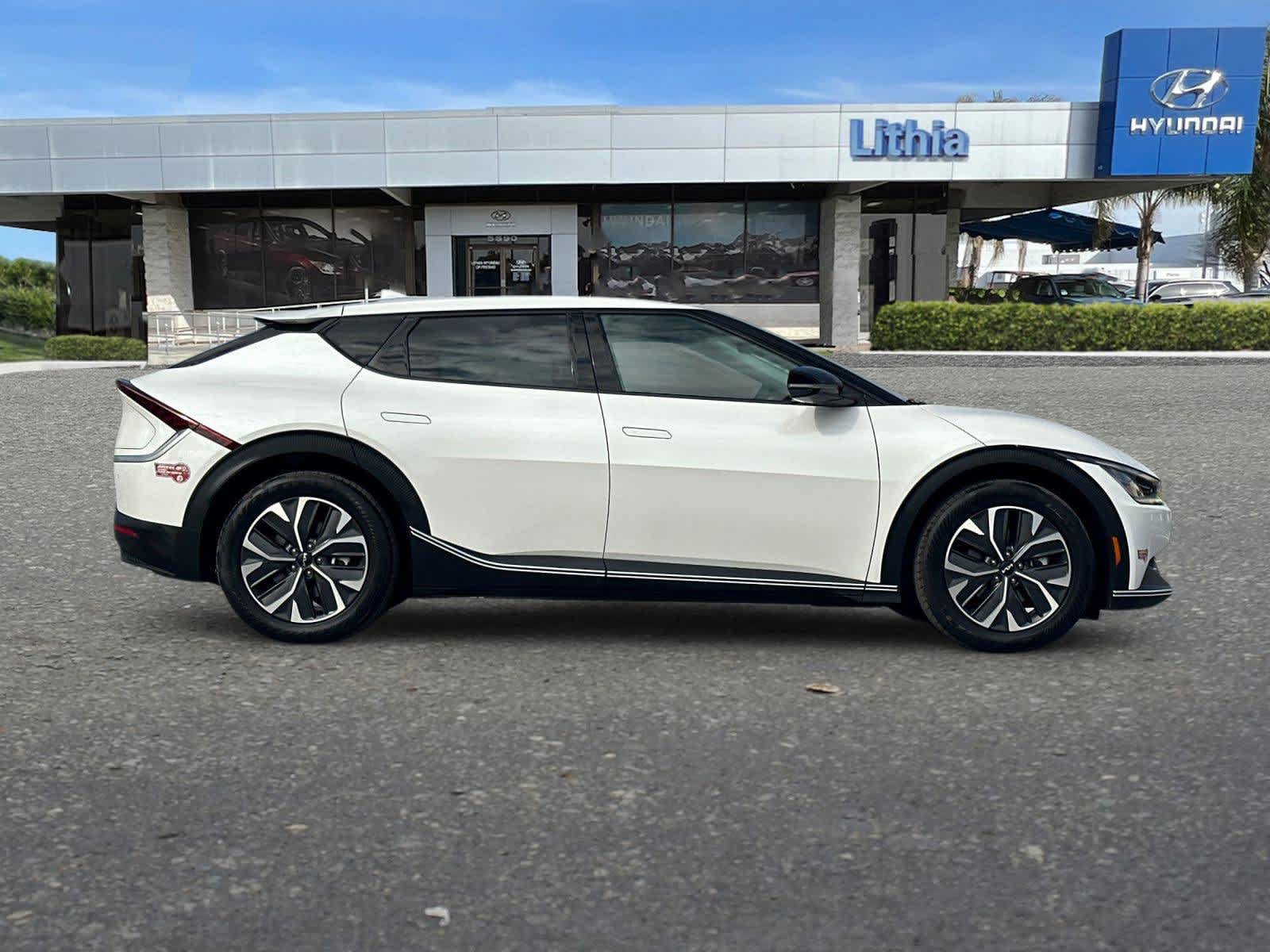 Used 2023 Kia EV6 Light RWD image 9