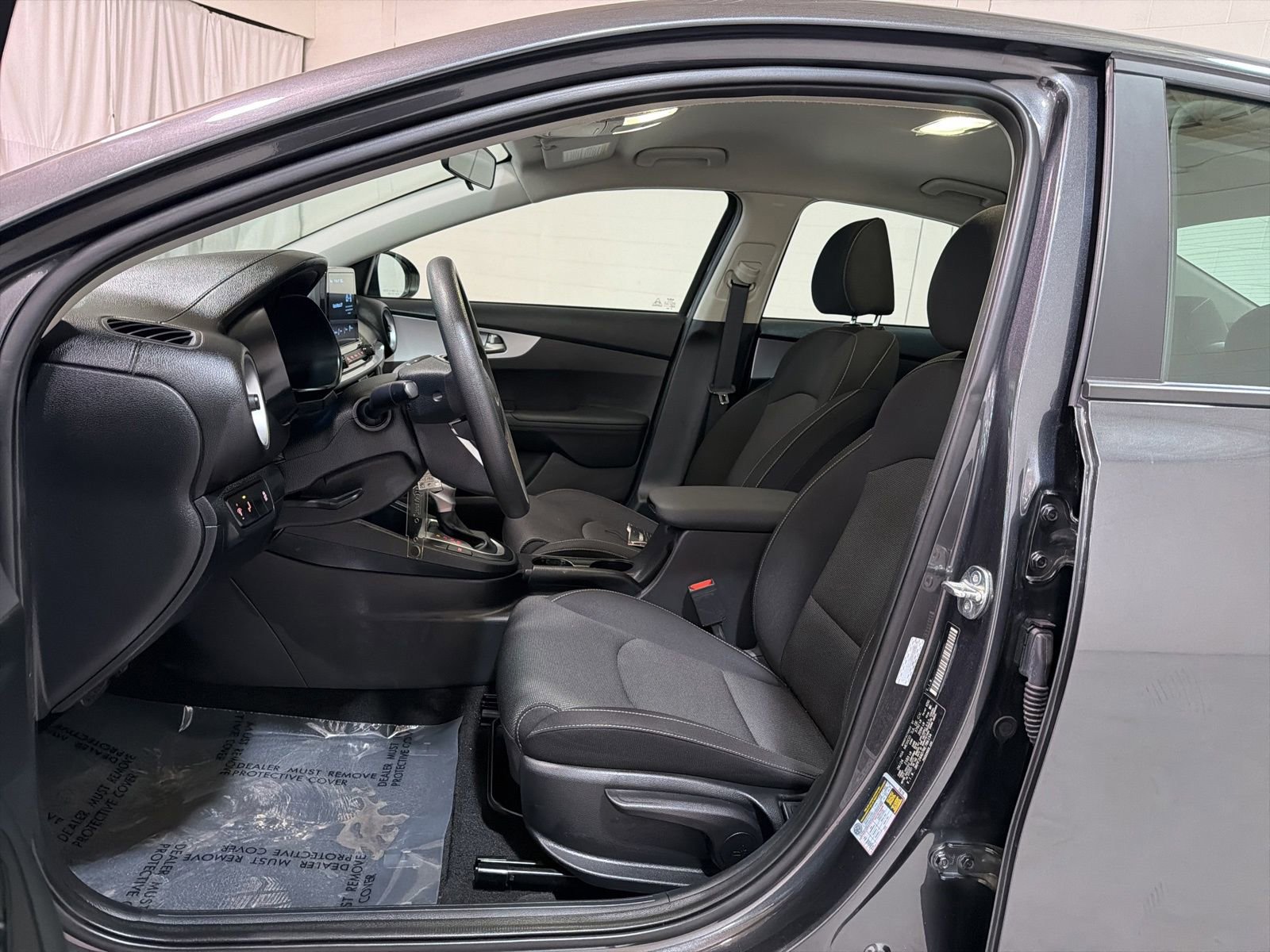 Certified 2024 Kia Forte LXS w/ LXS Technology Package image 9