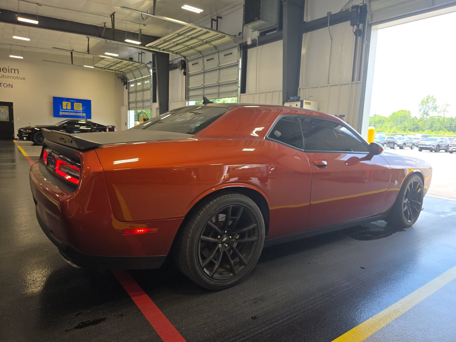 Used 2020 Dodge Challenger R/T Scat Pack RWD image 6