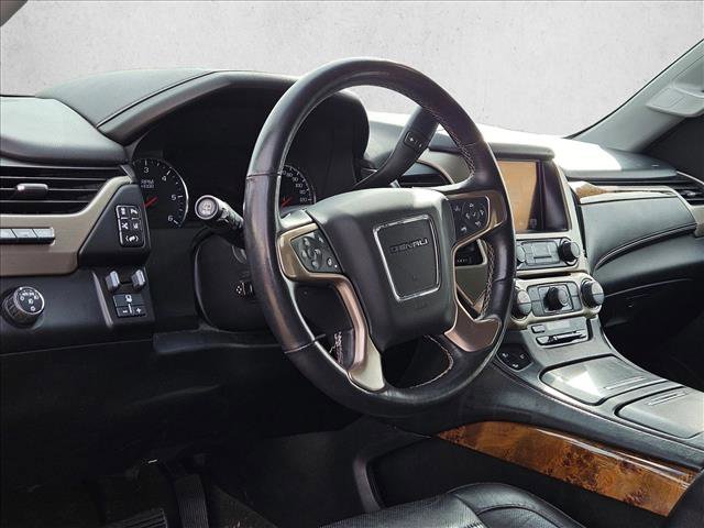 Used 2015 GMC Yukon XL Denali w/ Touring Package image 11