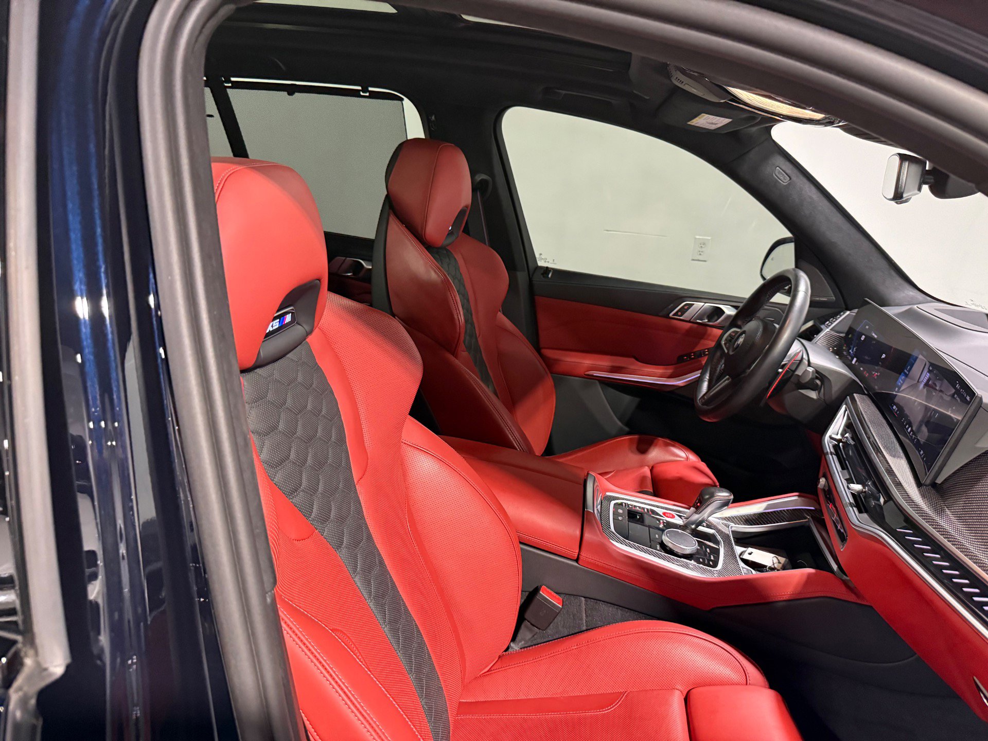 Used 2025 BMW X5 M Competition w/ Executive Package image 61