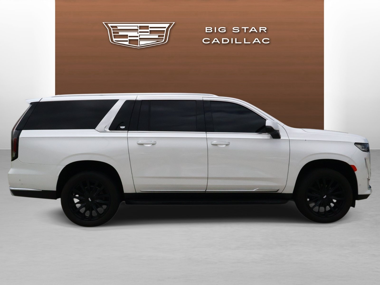 Used 2024 Cadillac Escalade ESV Premium Luxury RWD image 6