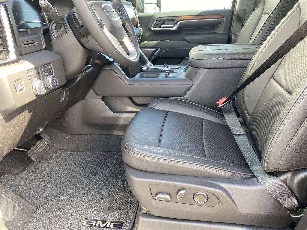 New 2025 GMC Sierra 2500 Denali image 25