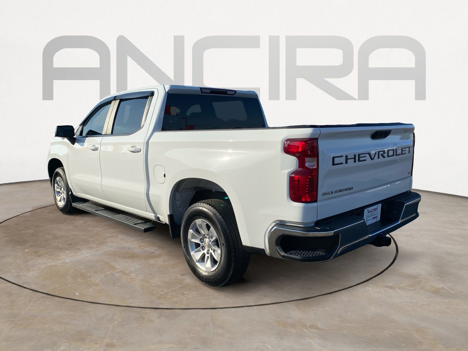 Used 2023 Chevrolet Silverado 1500 LT image 8