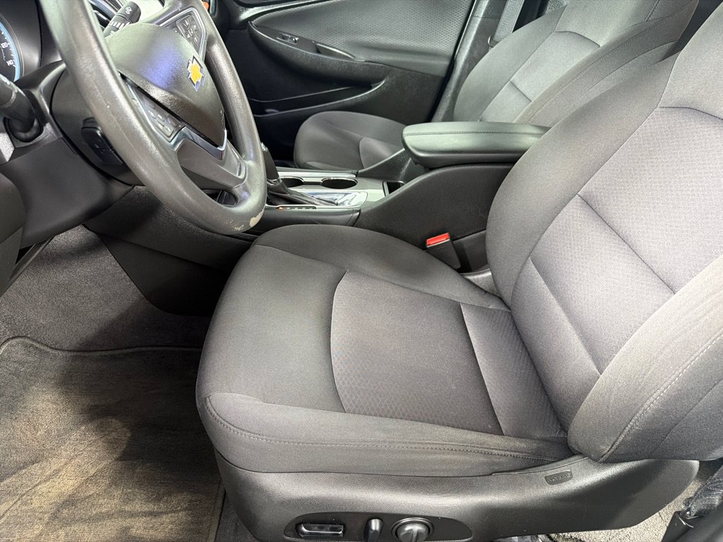 Used 2018 Chevrolet Malibu LT FWD image 10