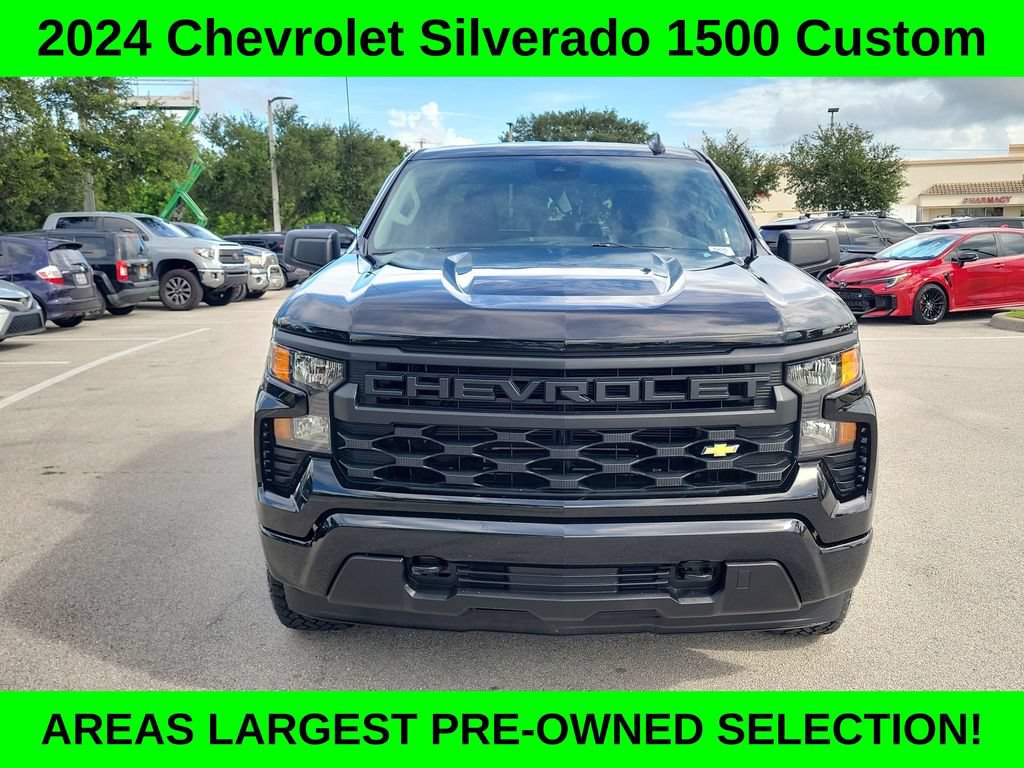 Used 2024 Chevrolet Silverado 1500 Custom AWD/4WD image 2