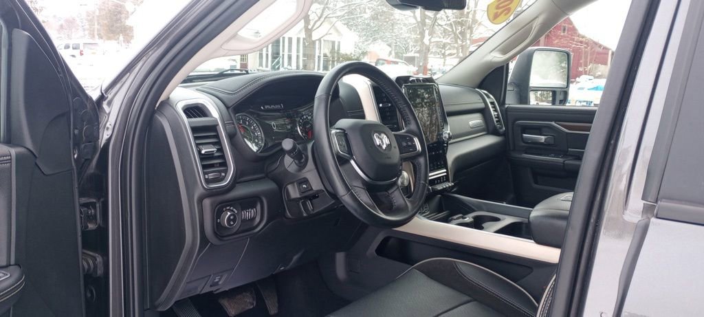 Used 2024 RAM 2500 Laramie image 9