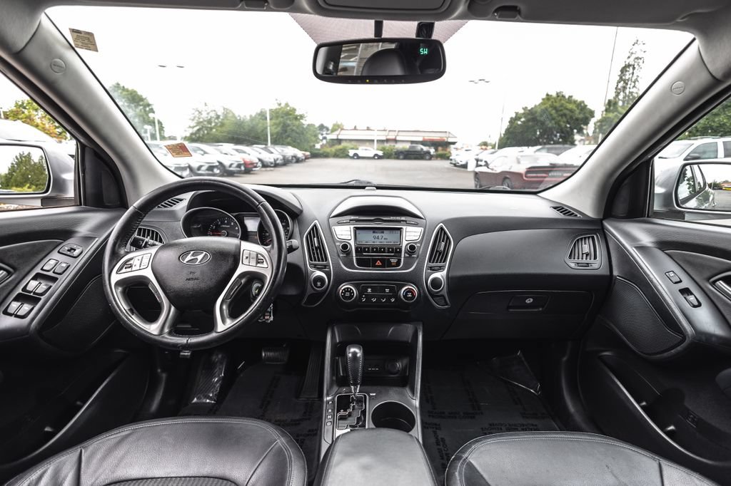 Used 2011 Hyundai Tucson GLS FWD image 22