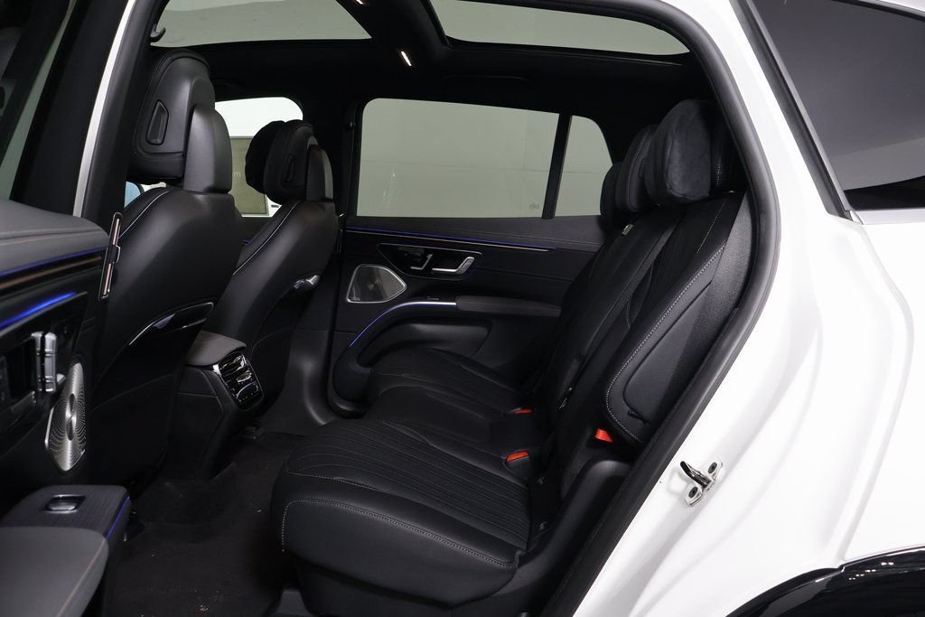 New 2026 Mercedes-Benz EQS 400 4MATIC SUV image 6