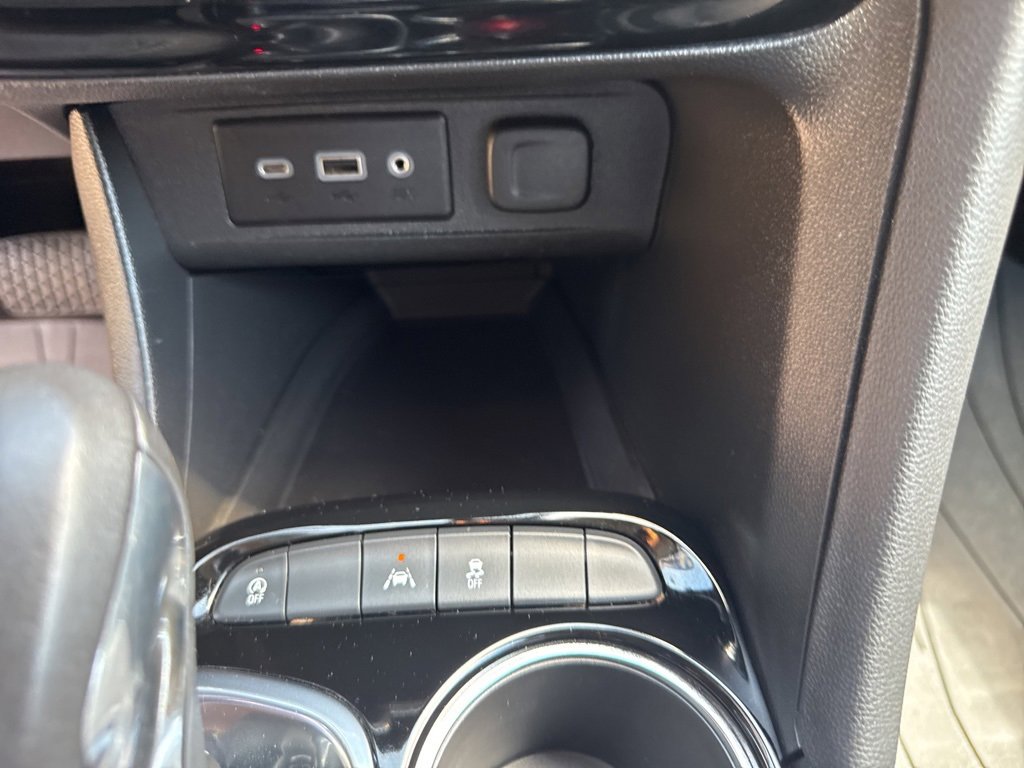 Used 2023 Buick Encore GX Select w/ Sport Touring Package image 28