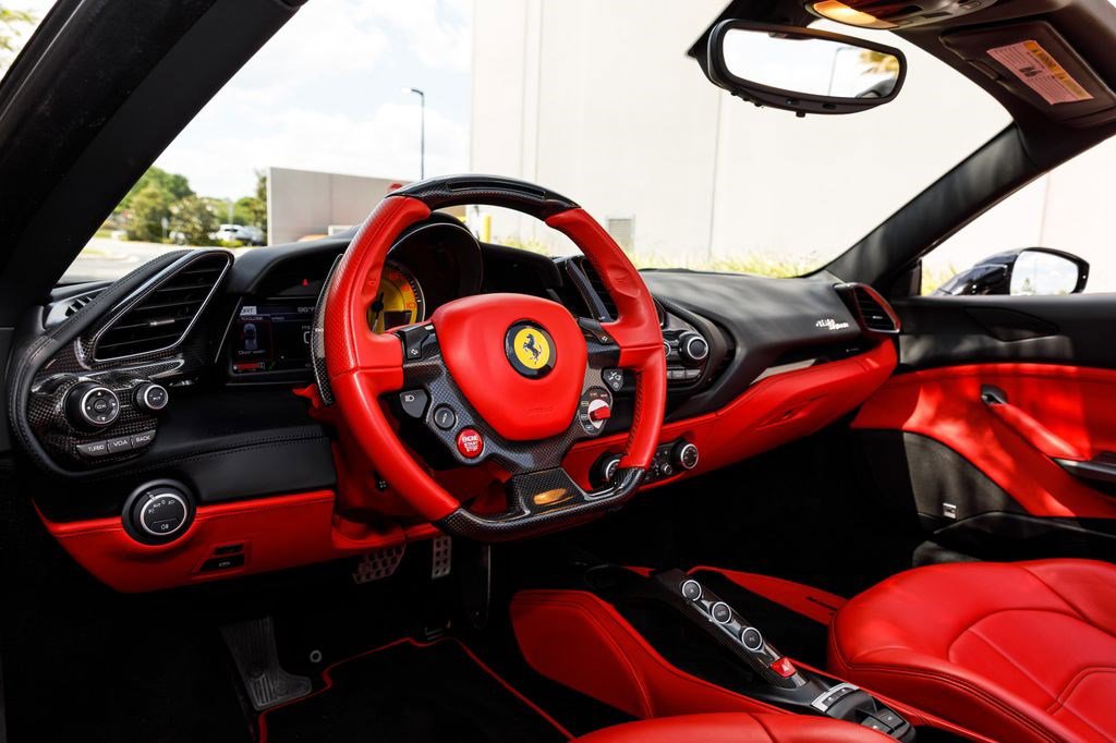 Used 2018 Ferrari 488 Spider image 9