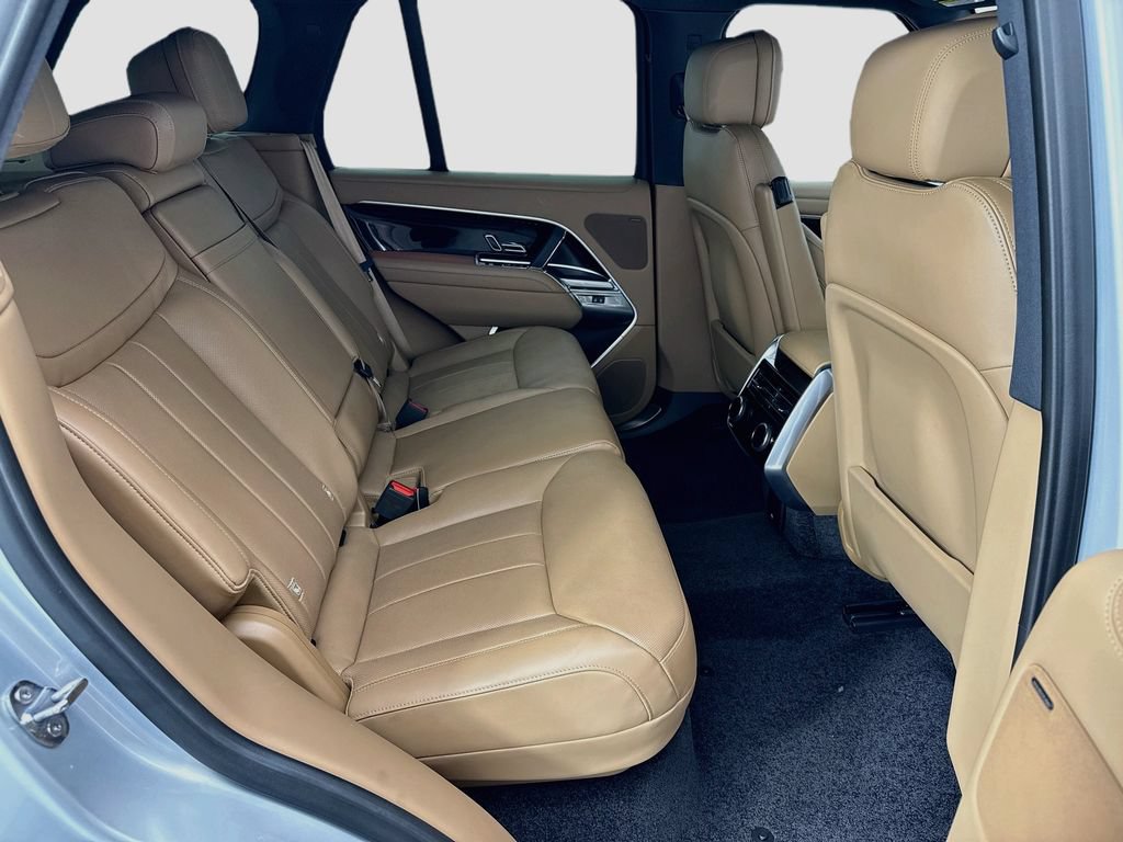 Used 2024 Land Rover Range Rover SE AWD/4WD image 21