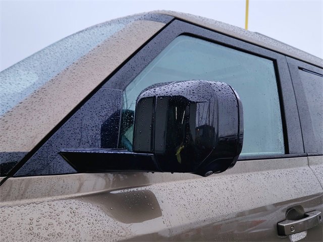 Used 2020 Land Rover Defender 110 SE image 14