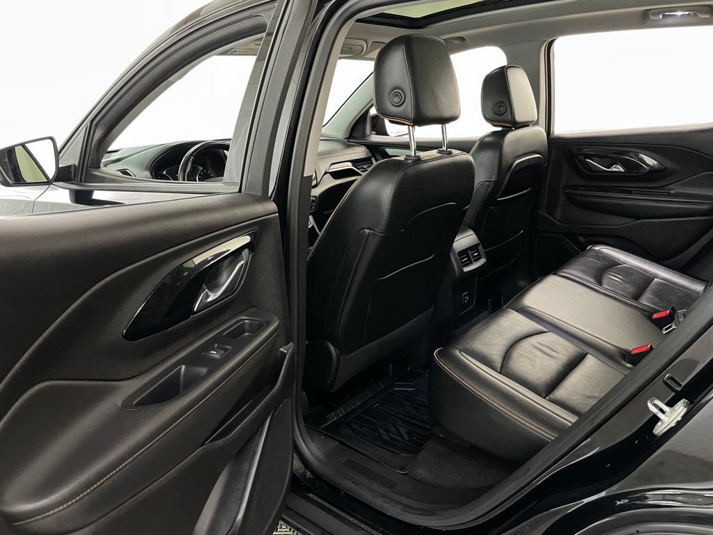 Certified 2024 GMC Terrain AT4 w/ Tech Package AWD/4WD image 44