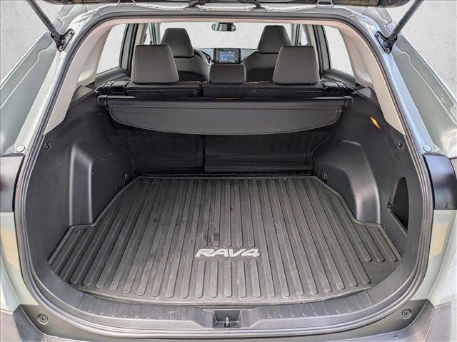 Used 2021 Toyota RAV4 XLE image 6