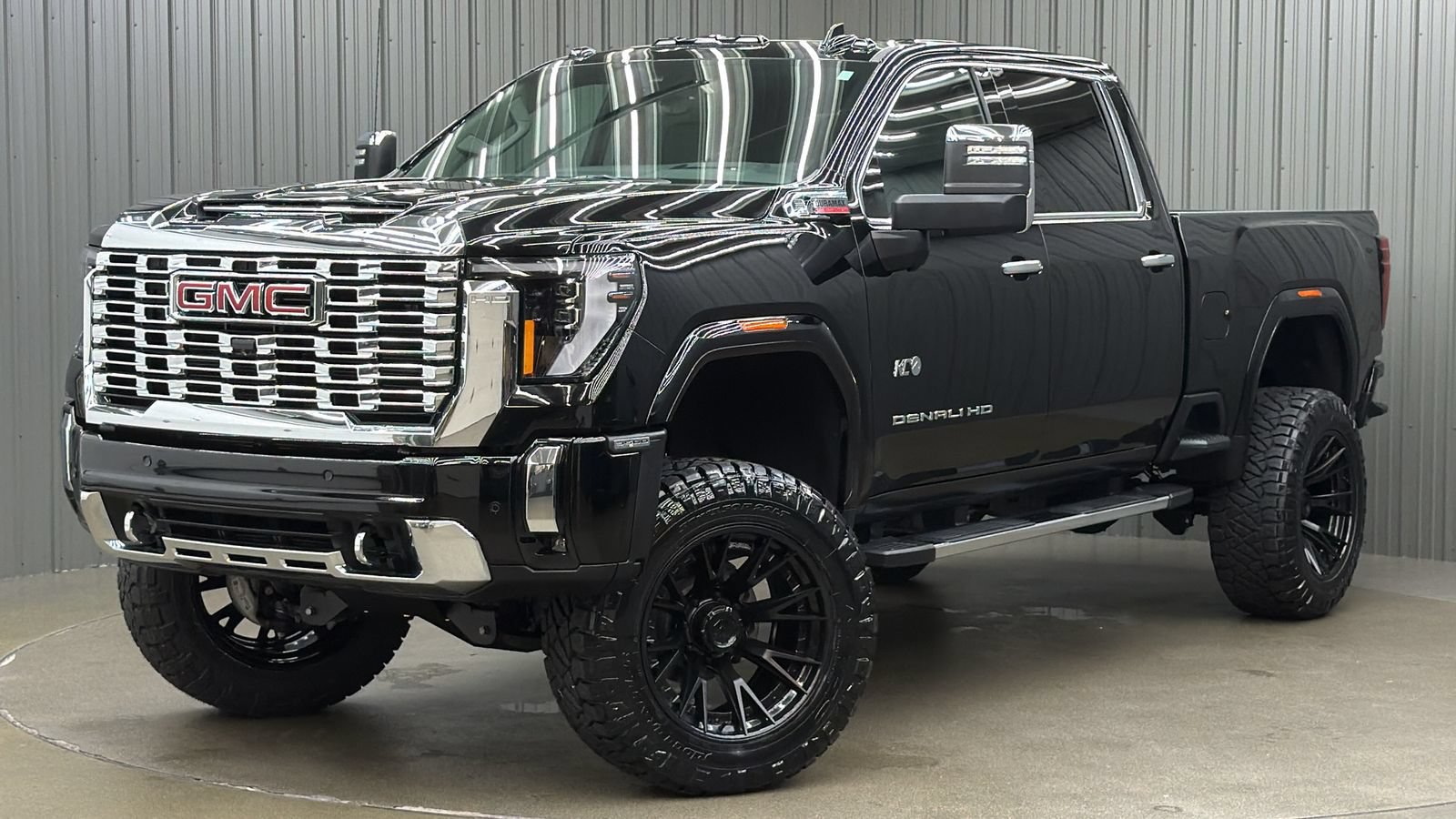 Used 2026 GMC Sierra 3500 Denali w/ Denali Reserve Package