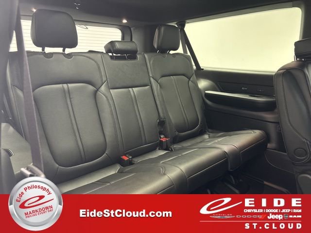 New 2026 Jeep Grand Wagoneer L Limited image 37