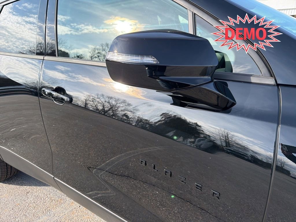 New 2026 Chevrolet Blazer LT w/ LPO, Black Sport Package image 11