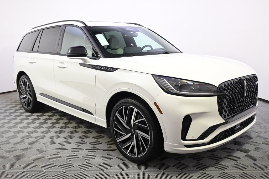 New 2026 Lincoln Aviator Black Label image 8