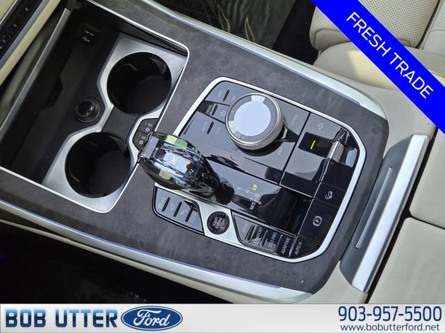 Used 2022 BMW X7 M50i image 19