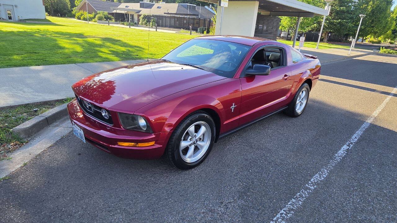 Used 2007 Ford Mustang Premium RWD image 1