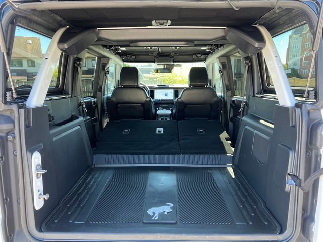 Used 2025 Ford Bronco Outer Banks AWD/4WD image 32