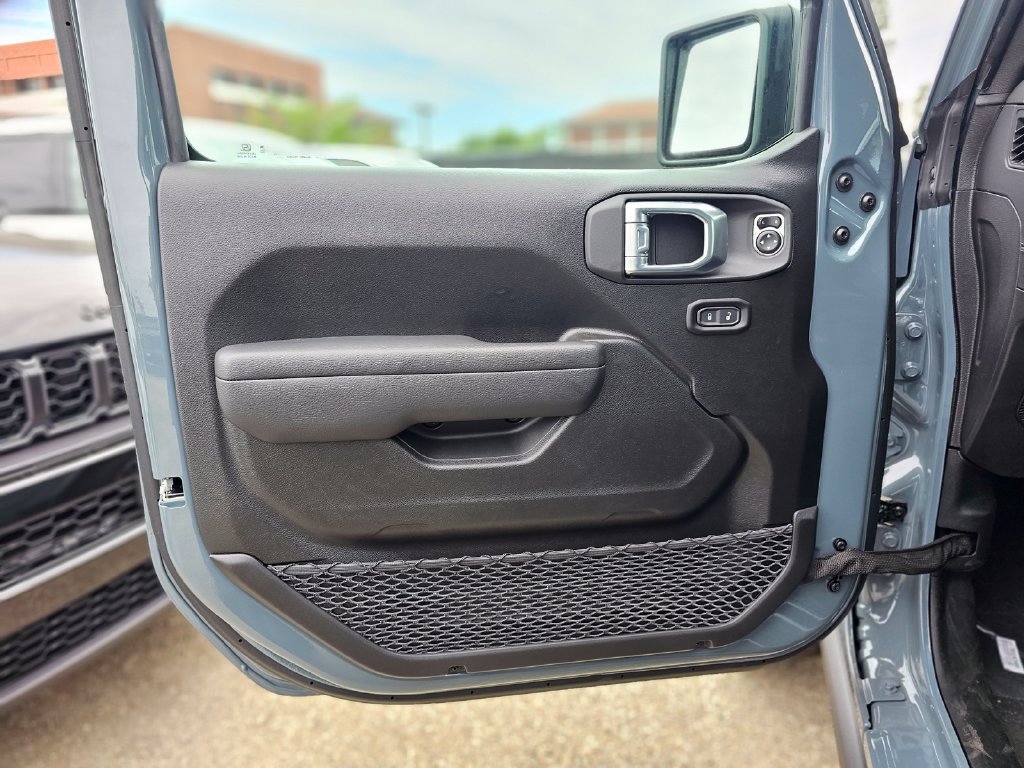 New 2026 Jeep Gladiator Rubicon AWD/4WD image 21