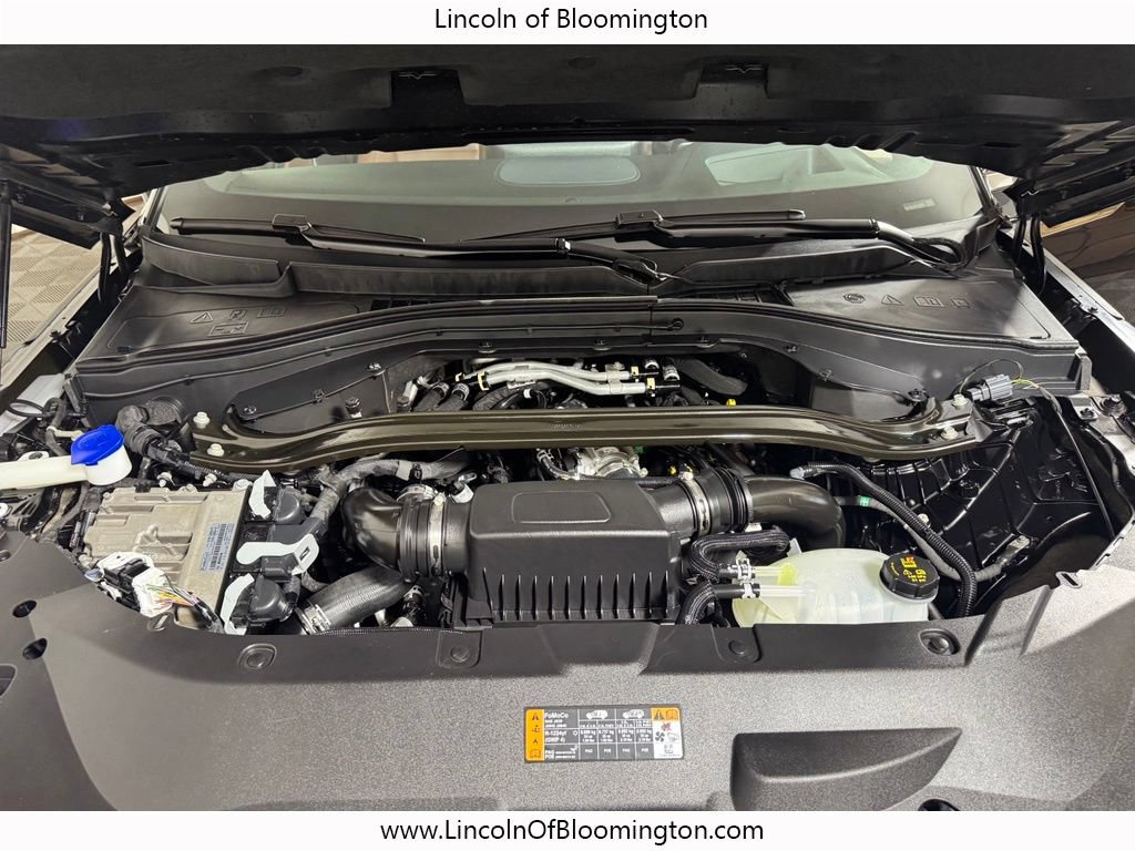 Used 2025 Lincoln Aviator Reserve AWD/4WD image 29