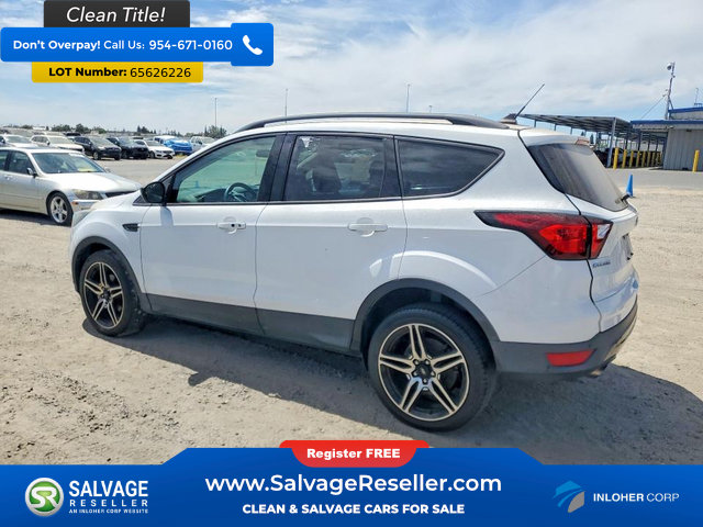 Used 2019 Ford Escape SEL FWD image 3