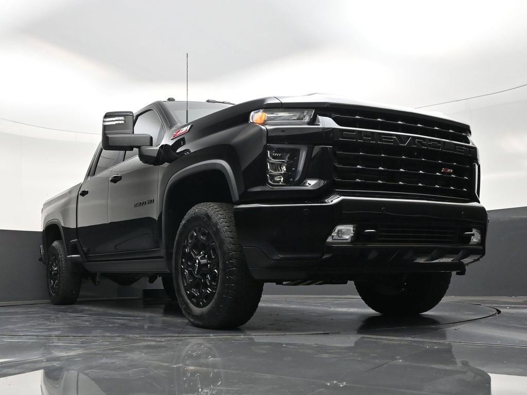 Used 2022 Chevrolet Silverado 2500 LTZ w/ LTZ Plus Package image 27