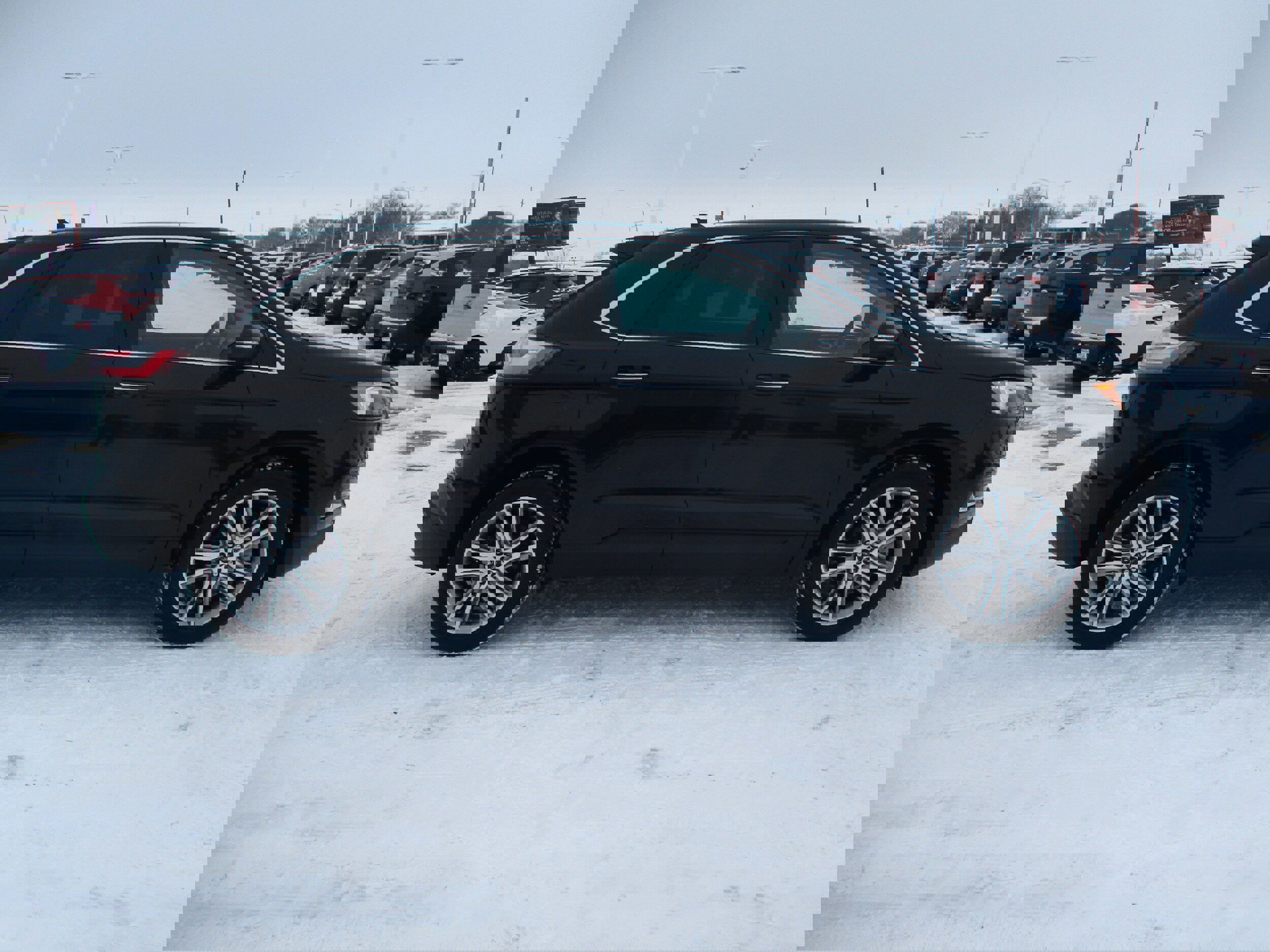 Used 2024 Ford Edge Titanium image 8