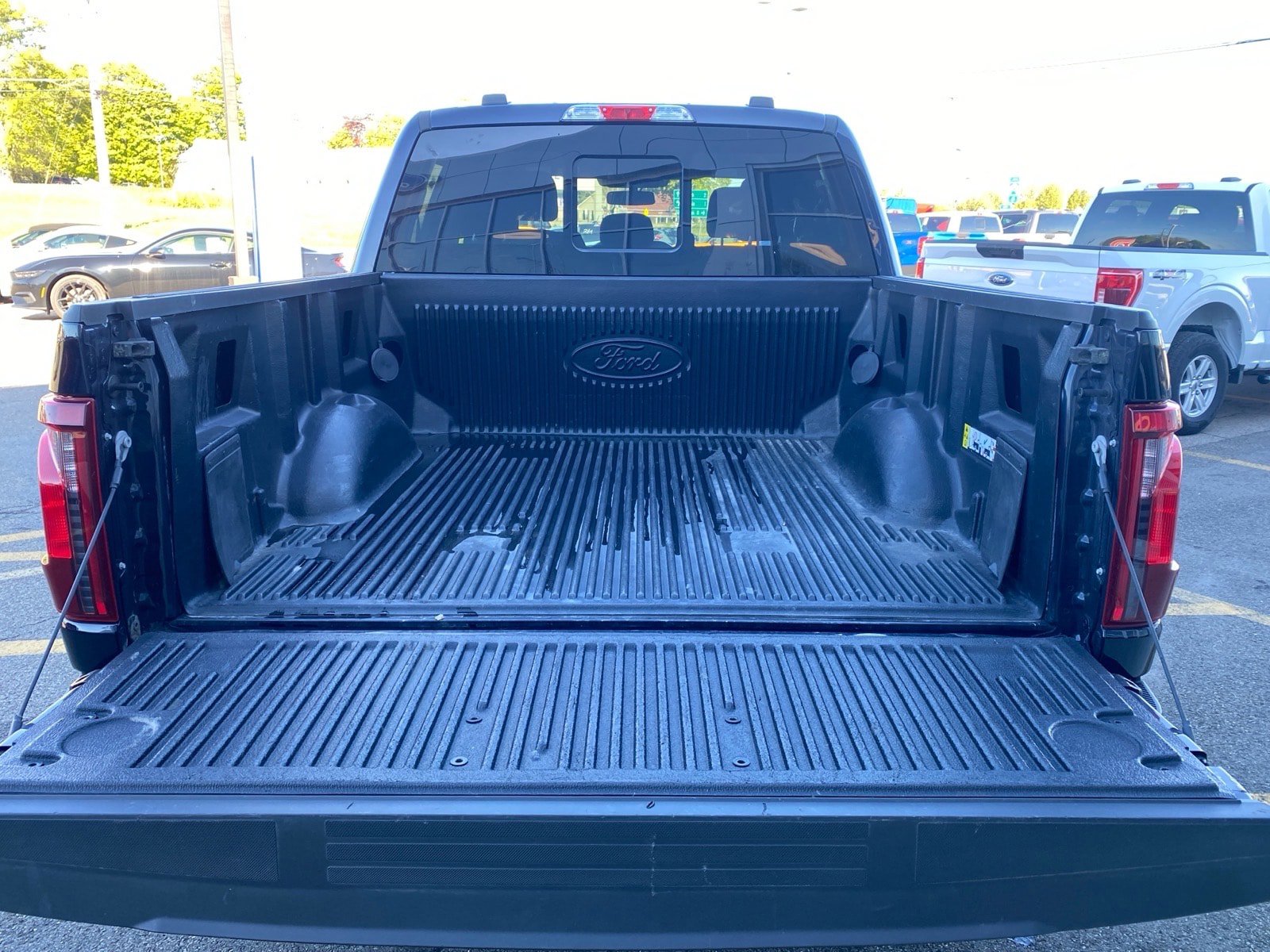 Used 2025 Ford F150 XLT w/ Equipment Group 302A MID AWD/4WD image 26