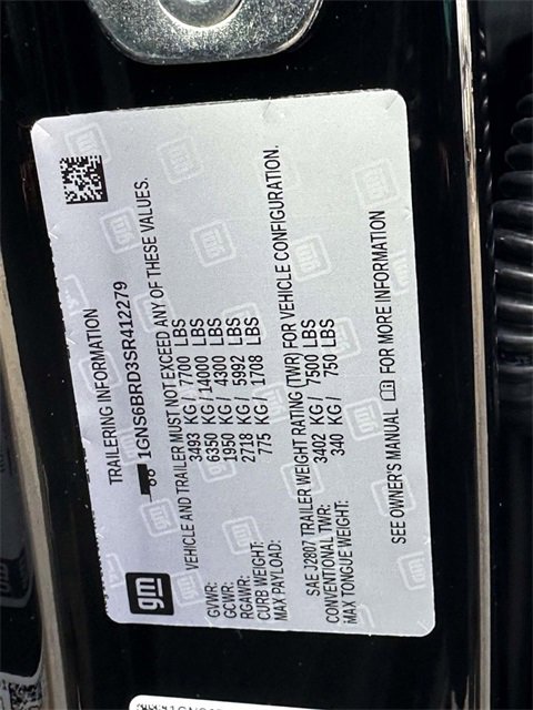 Certified 2025 Chevrolet Suburban LS w/ LPO, Dark Essentials Package image 35