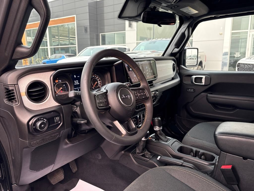 Used 2024 Jeep Wrangler Sport AWD/4WD image 15