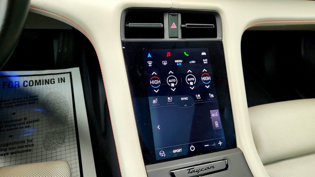 Used 2024 Porsche Taycan 4S image 17