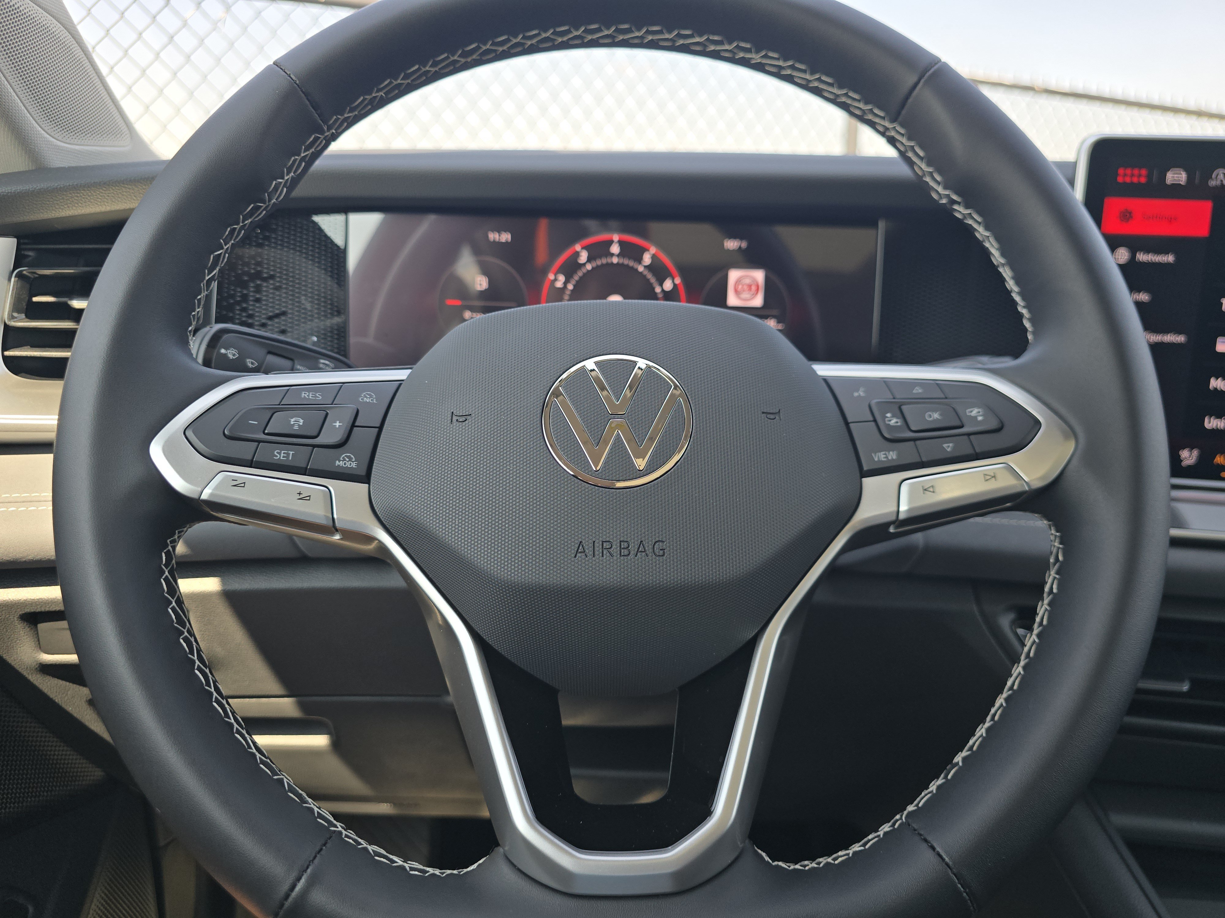 New 2026 Volkswagen Tiguan SE AWD/4WD image 23
