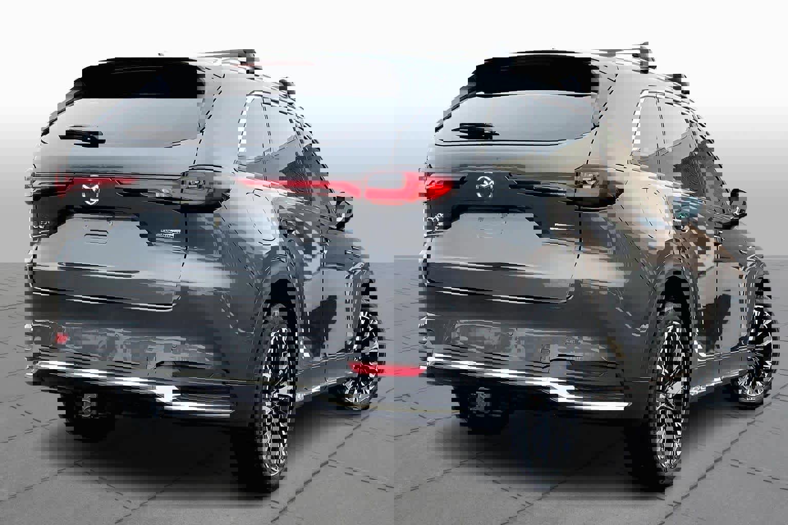 Used 2024 MAZDA CX-90 Plug-In Hybrid w/ Premium Plus image 13