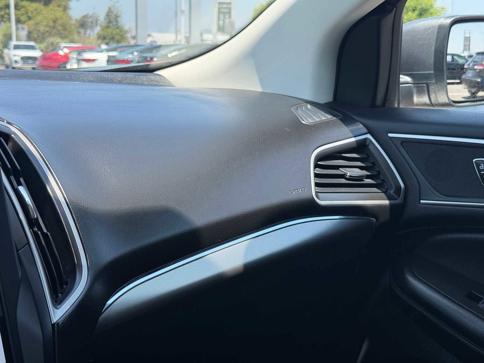 Used 2022 Ford Edge SEL image 29