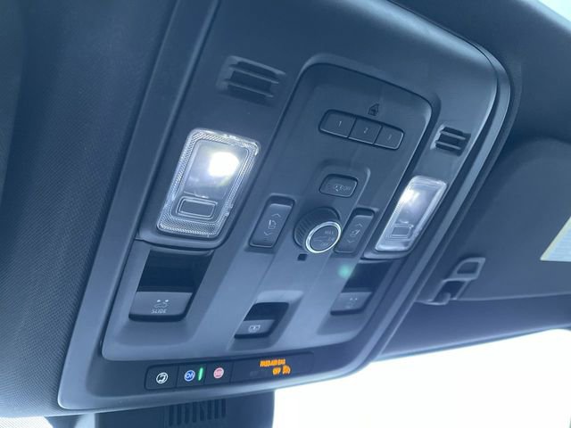 Used 2024 Chevrolet Suburban RST w/ Luxury Package image 36