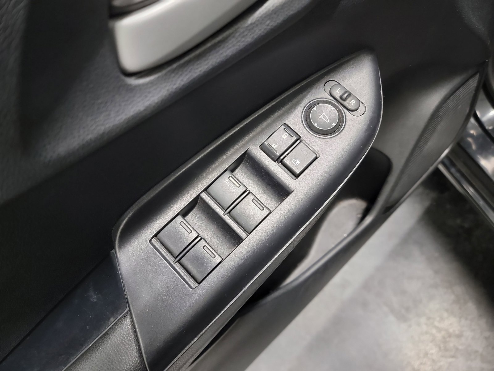 Used 2019 Honda Fit EX image 14