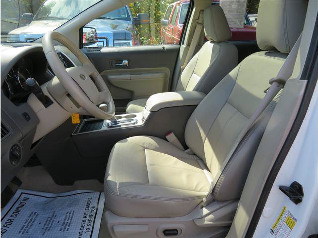 Used 2010 Ford Edge Limited FWD image 4