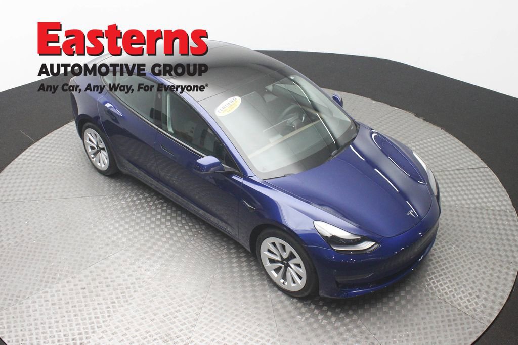Used 2023 Tesla Model 3 Standard Range RWD image 3