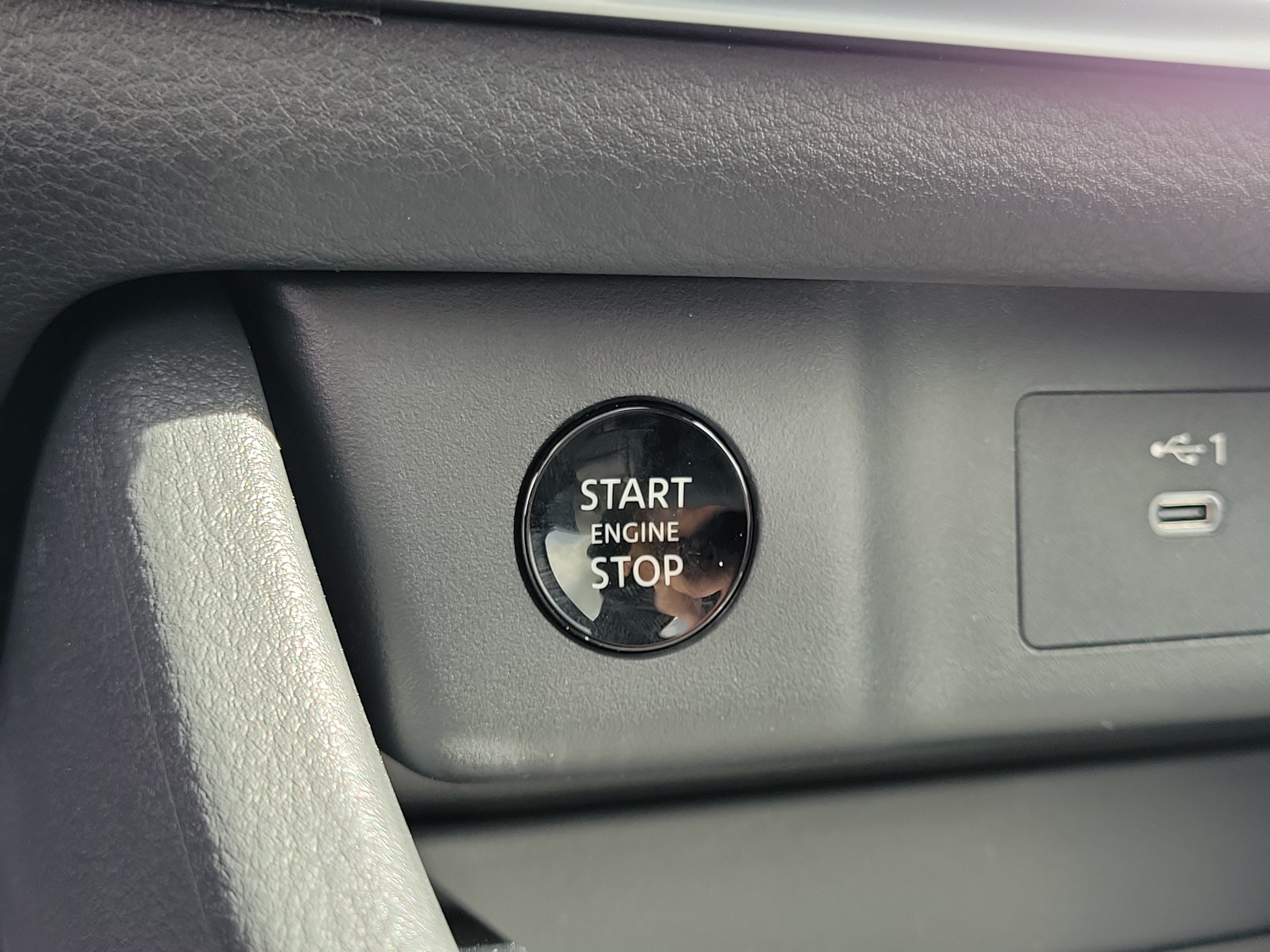 New 2026 Nissan Rogue Dark Armor AWD/4WD image 28
