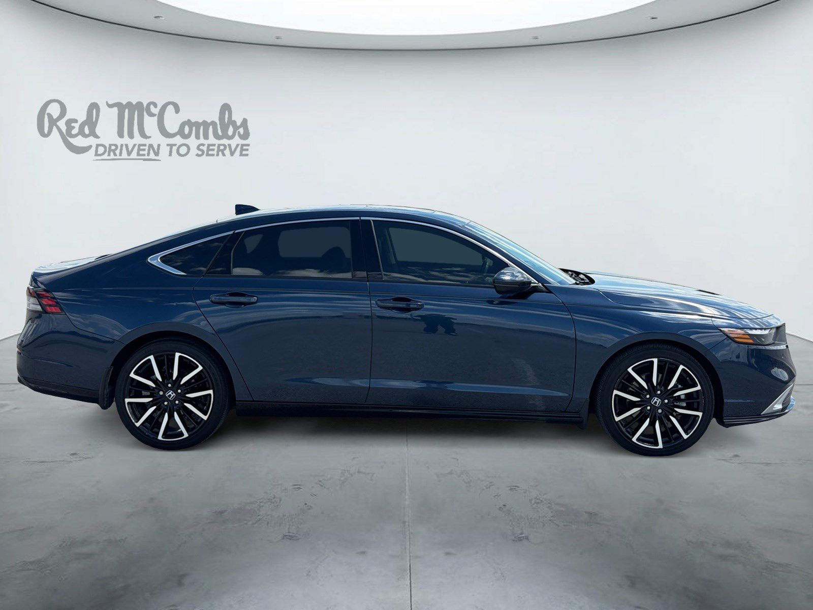 Used 2024 Honda Accord Touring image 4