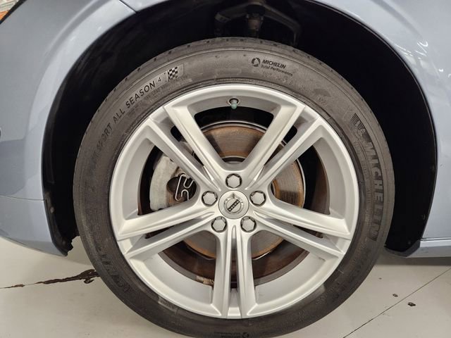 Used 2018 Volvo S90 T5 Momentum w/ Convenience Package FWD image 8