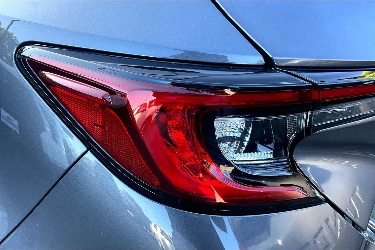 Used 2025 Toyota Corolla SE w/ SE Package FWD image 26