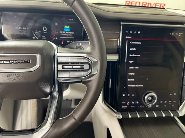 Used 2024 GMC Acadia Denali FWD image 18