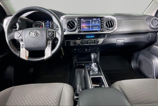 Used 2022 Toyota Tacoma SR5 w/ Technology Package AWD/4WD image 7