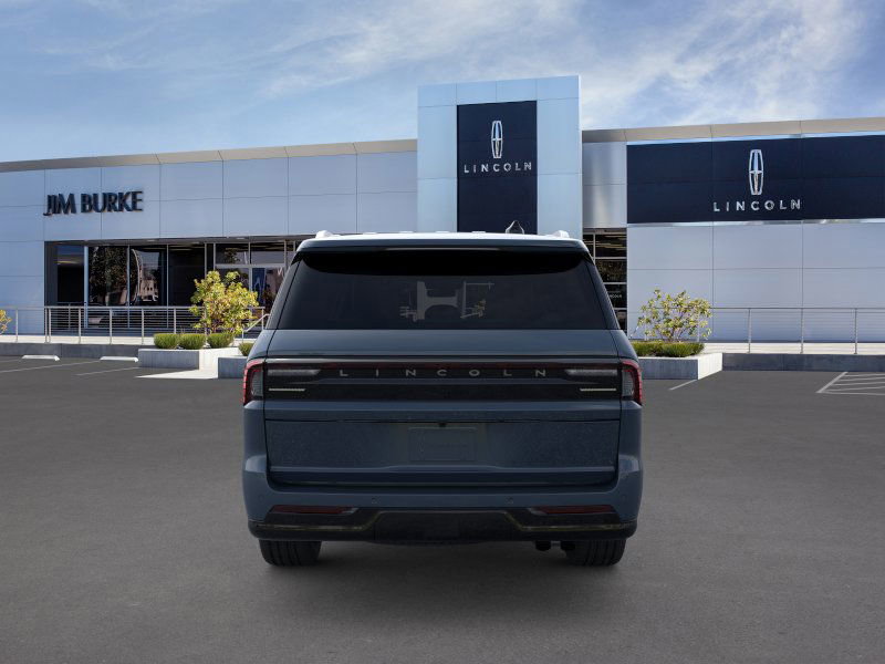 New 2026 Lincoln Navigator L Reserve image 4